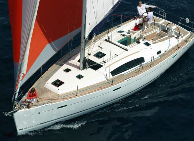 Beautiful sailing yacht up to 11 persons plus skipper in Barcelona, Cataluña